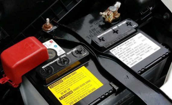 illustration of accumulative: car battery (source: pixabay)