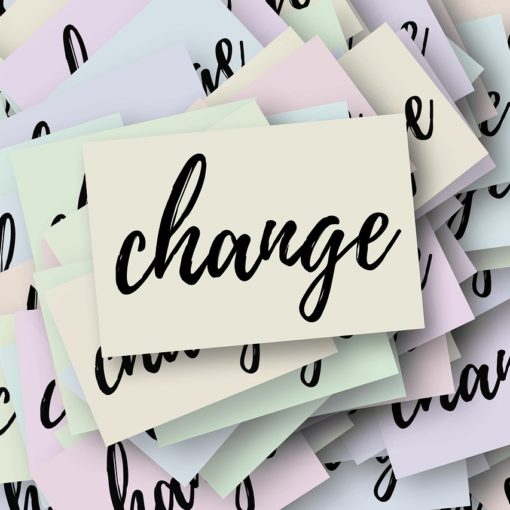 post-its with the text "change" (source: pixabay)